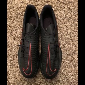 Size 12 Multiground nike phantom cleats